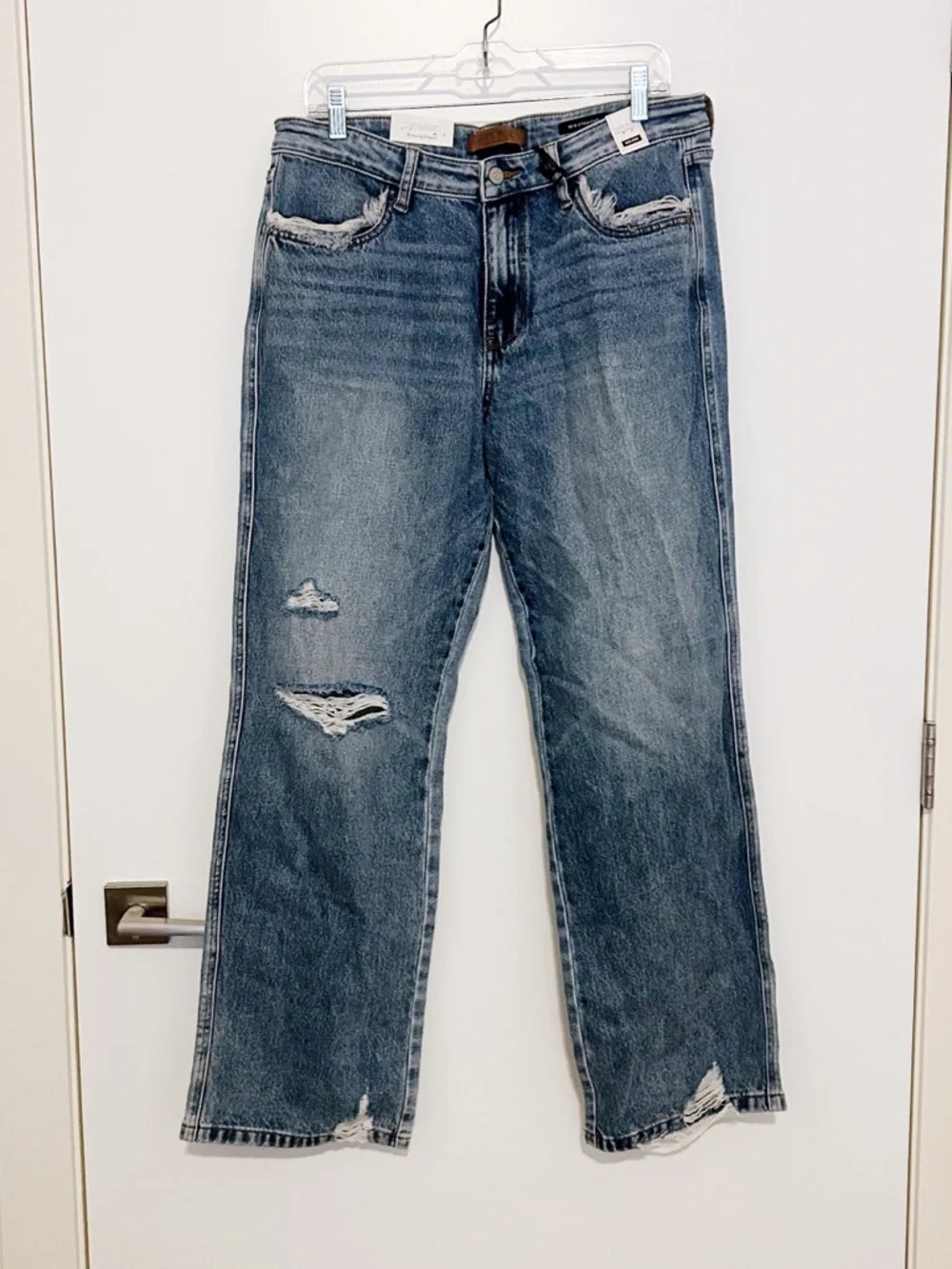 Judy Blue 90s Jeans - Picture 3 of 9